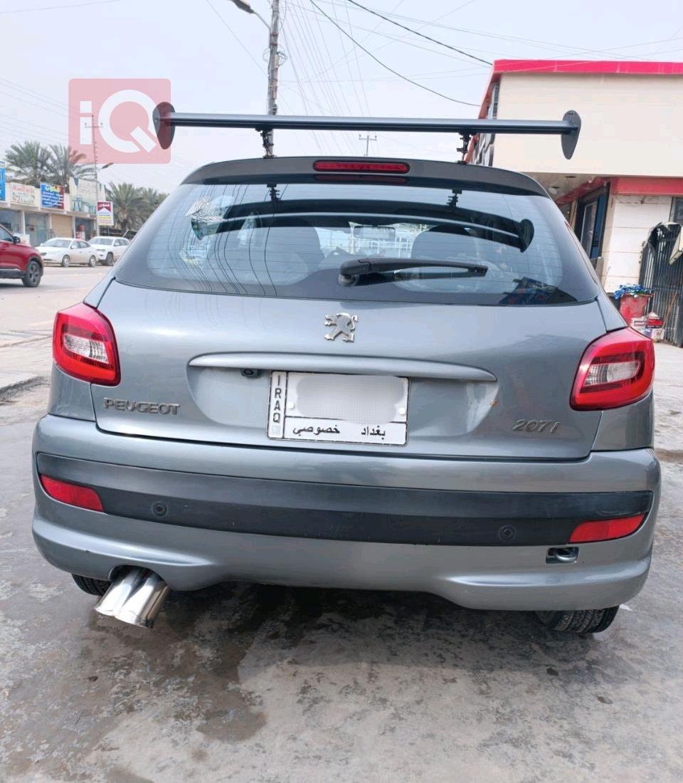 بیجۆ 207